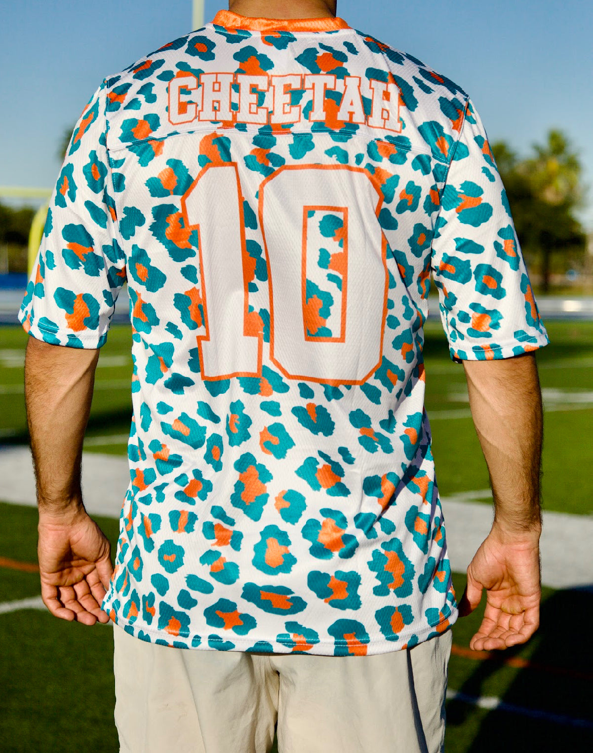 Cheetah Jersey White - Orange Neck